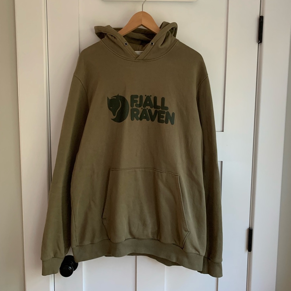 Fjall Raven Logo Hoodie